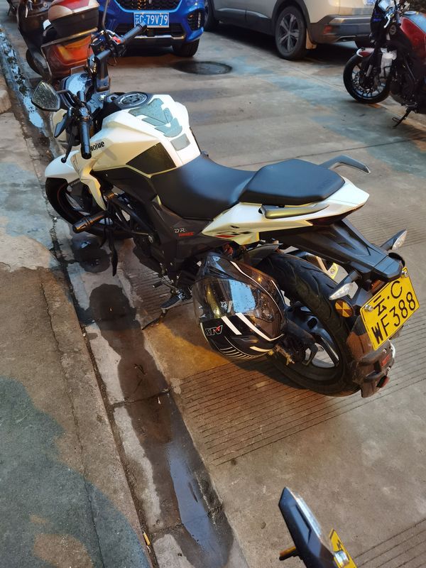 二手豪爵DR160