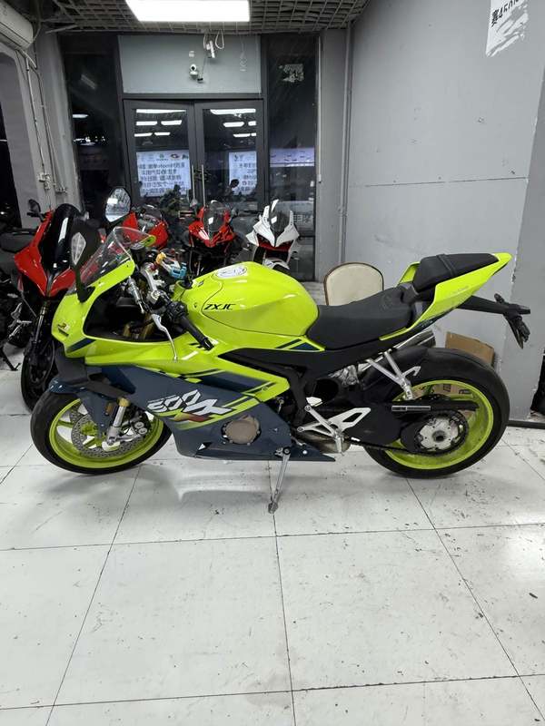 二手张雪机车500RR