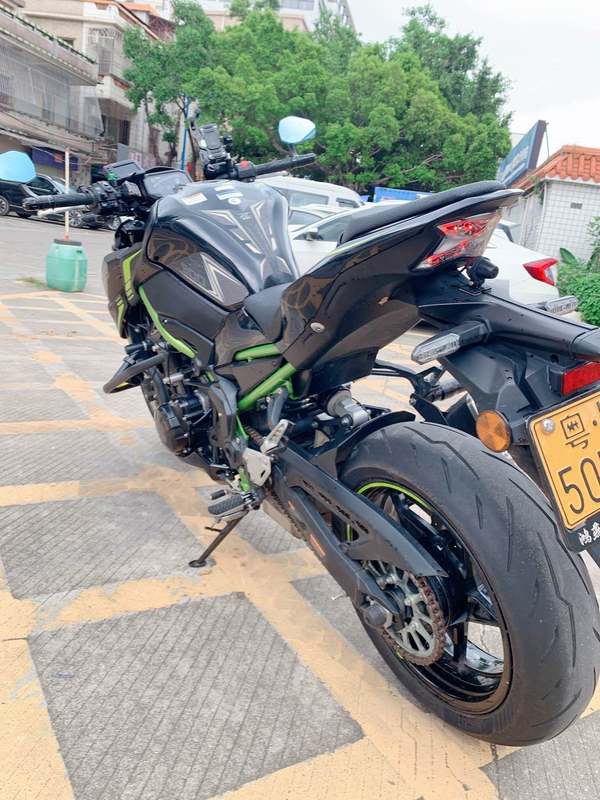二手川崎Z900