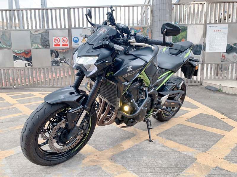 二手川崎Z900