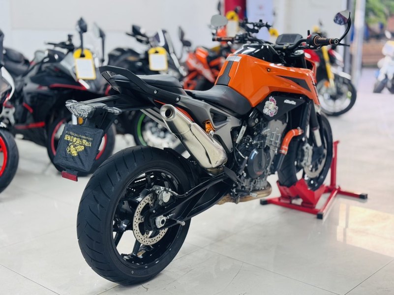 二手KTMR2R790 Duke
