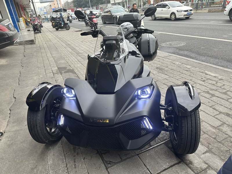 二手新威骑天行者 WR1000