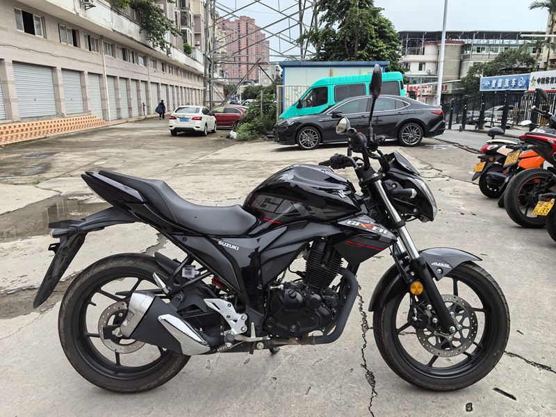 二手济南铃木极客飒 Gixxer 155 NK