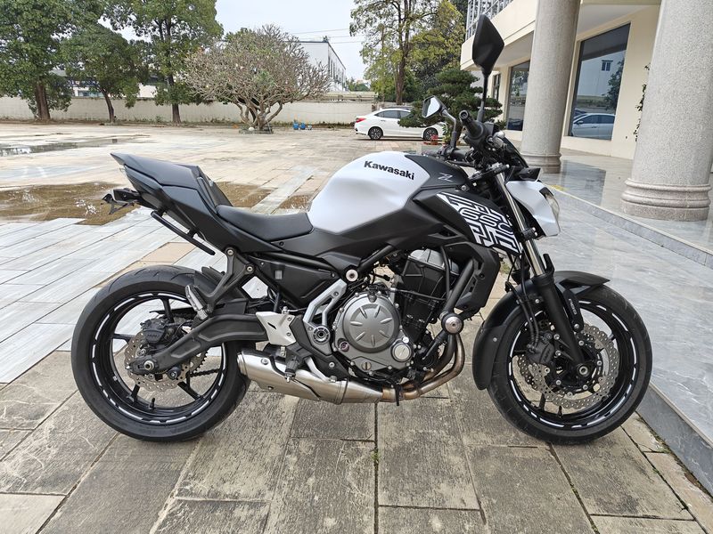 二手川崎Z650