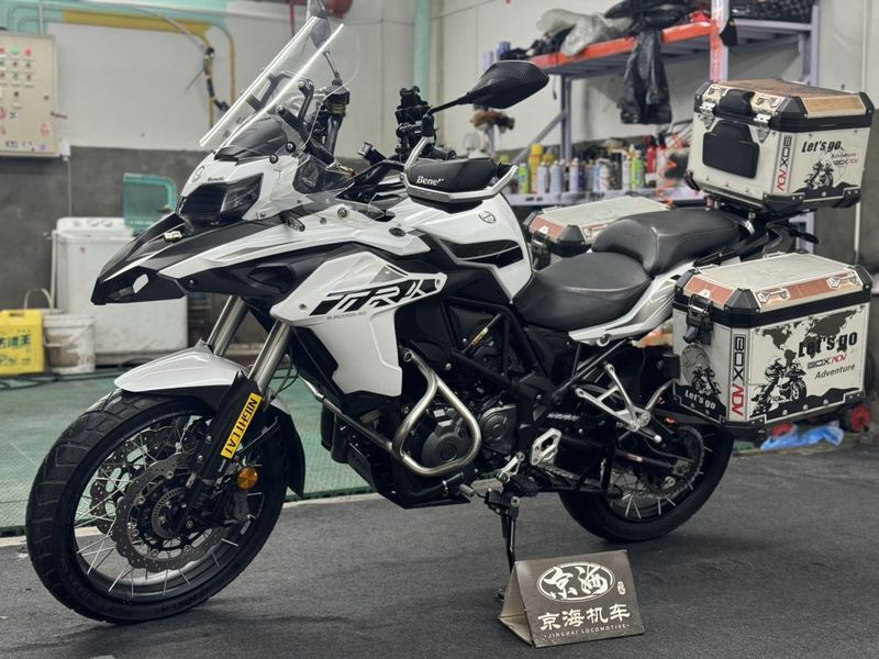 二手贝纳利金鹏 TRK502