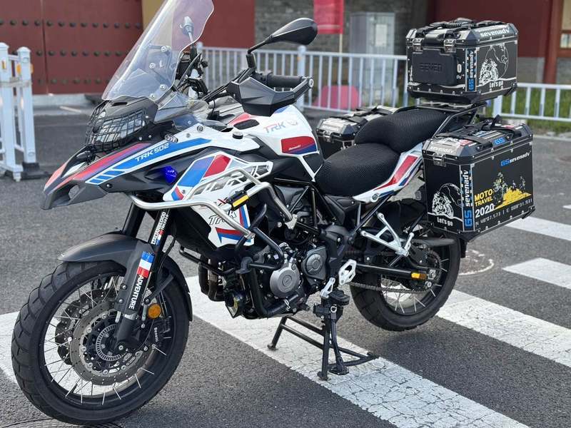 二手贝纳利金鹏 TRK502