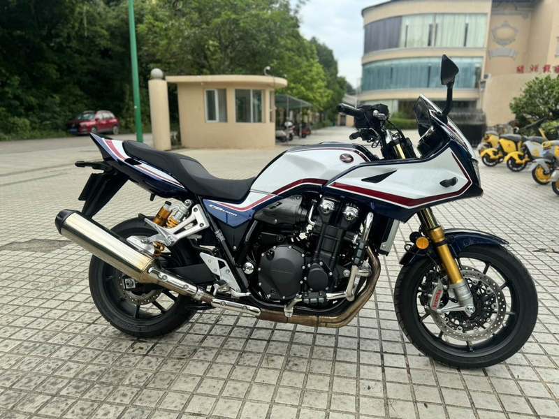二手本田CB1300 Super Bol D'or