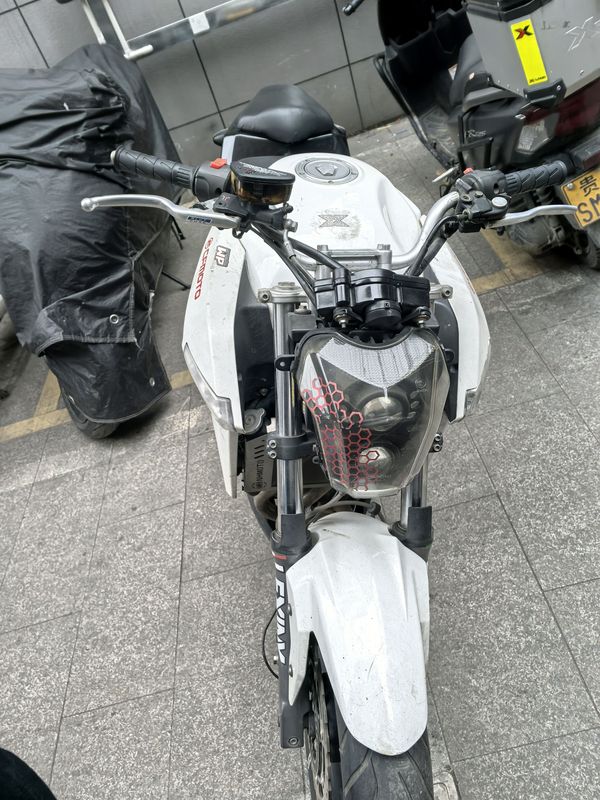 二手春风650NK