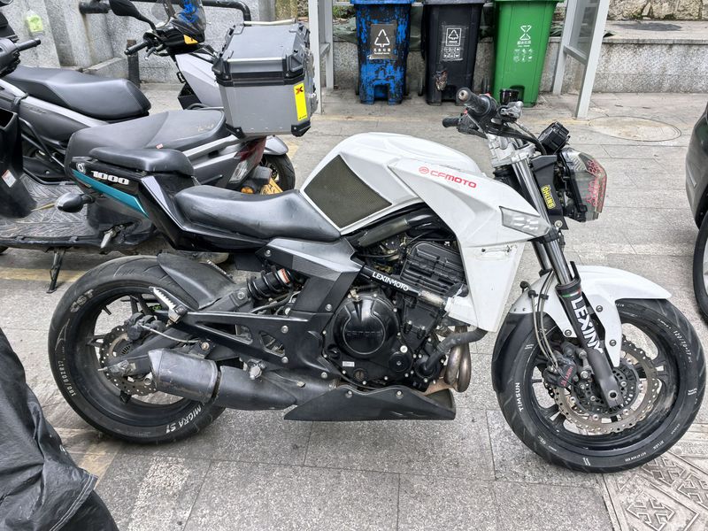 二手春风650NK