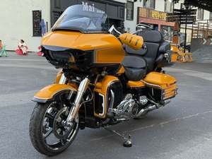 二手哈雷戴维森公路滑翔 Road Glide
