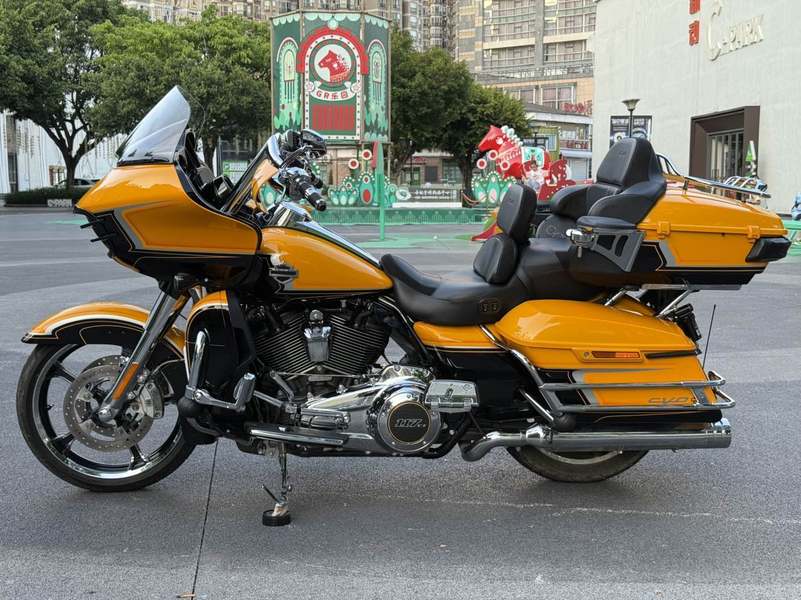 二手哈雷戴维森公路滑翔 Road Glide
