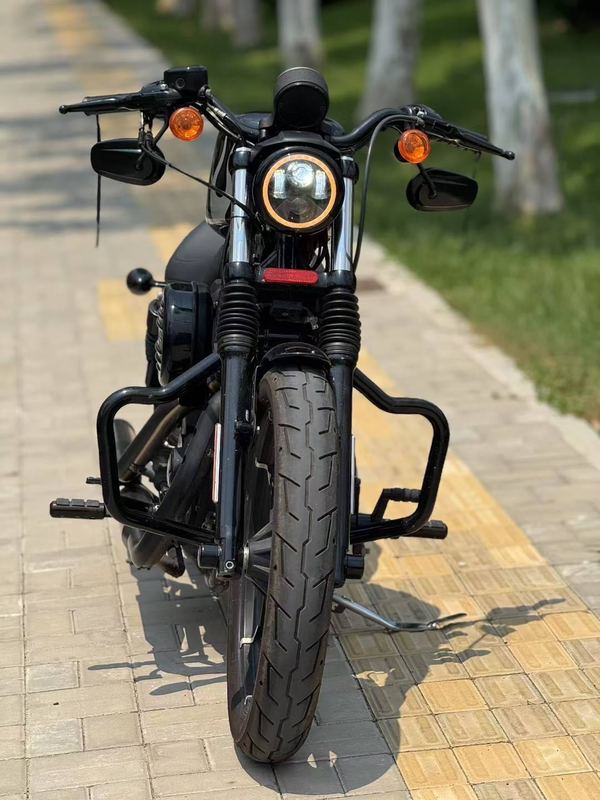 二手哈雷戴维森Iron883 硬汉