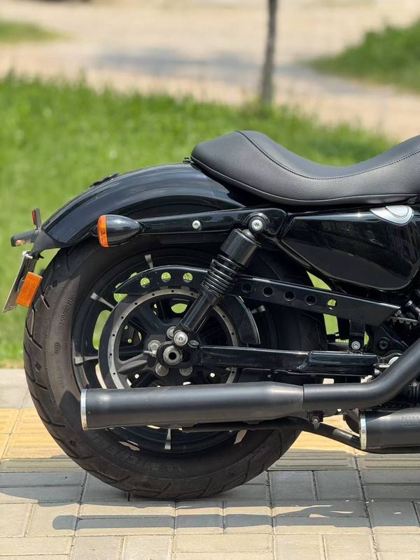 二手哈雷戴维森Iron883 硬汉