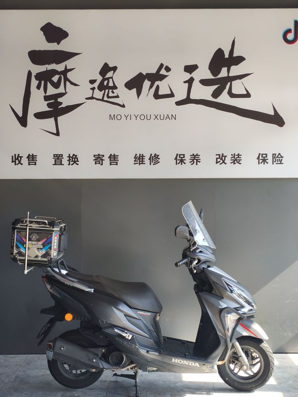 二手新大洲本田裂行 RX125Fi