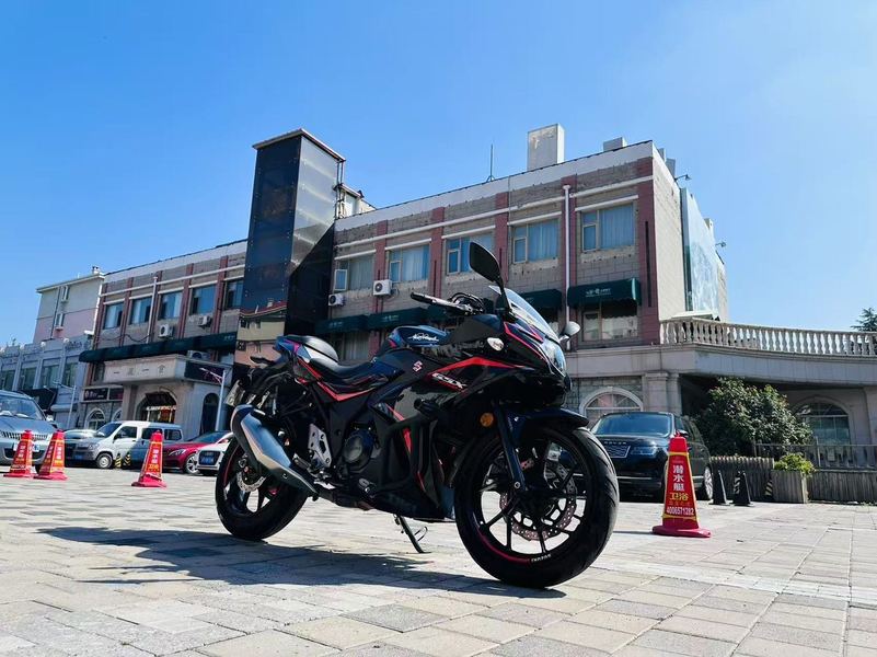 二手豪爵铃木GSX250R