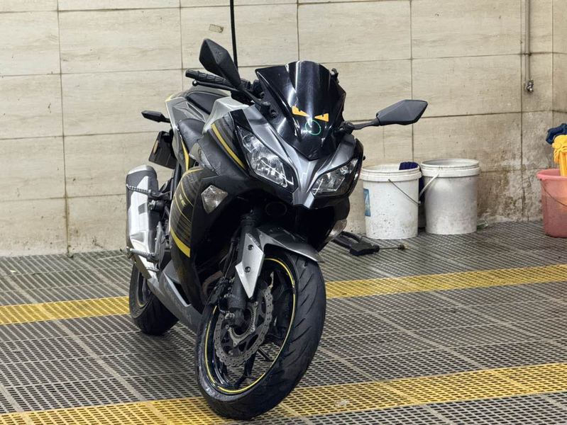 二手川崎Ninja 250