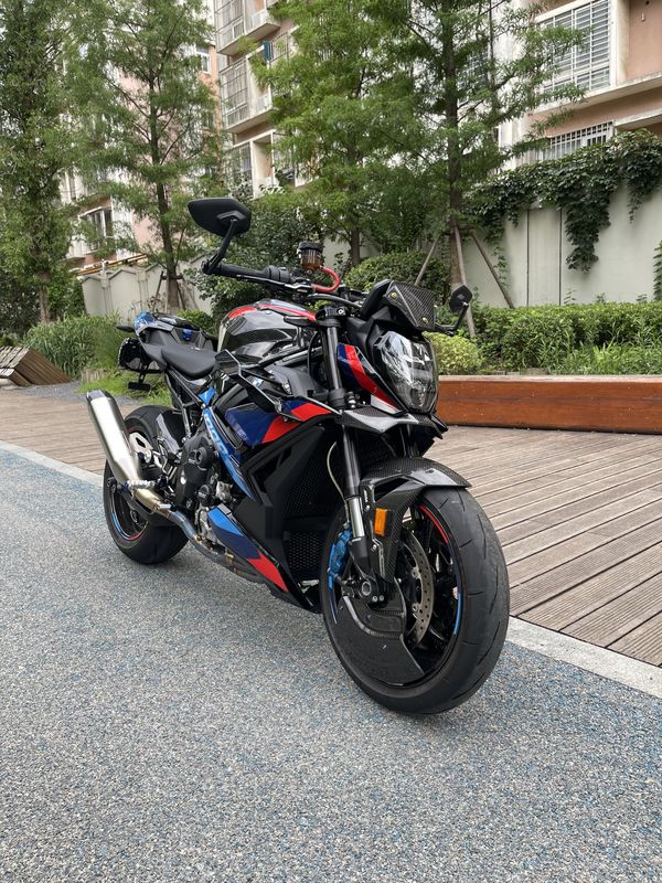 二手宝马M 1000 R