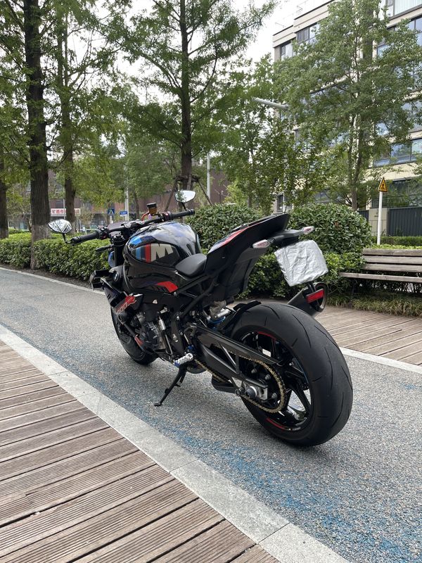 二手宝马M 1000 R