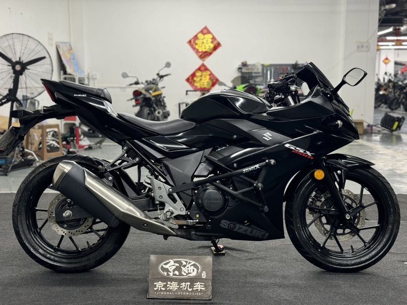 二手豪爵铃木GSX250R