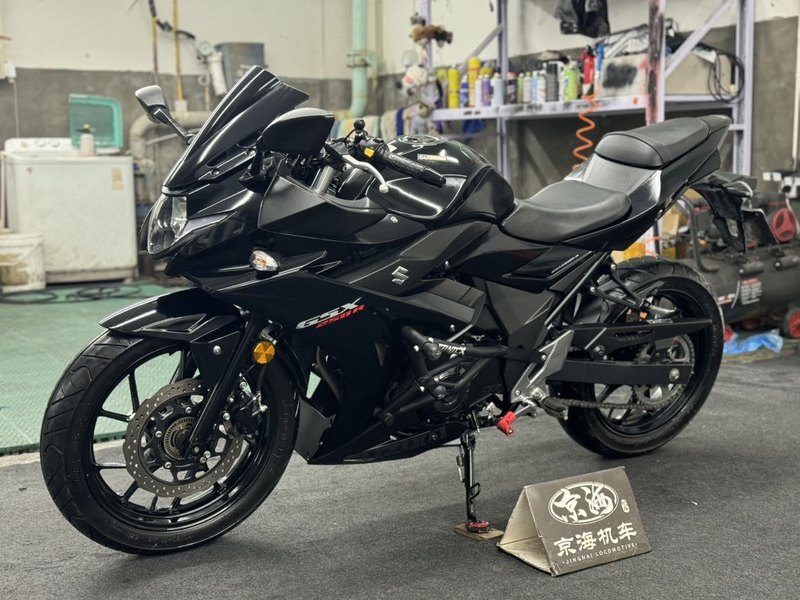 二手豪爵铃木GSX250R