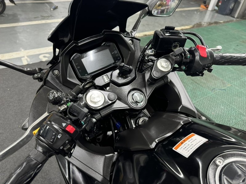 二手豪爵铃木GSX250R