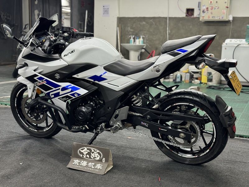 二手豪爵铃木GSX250R