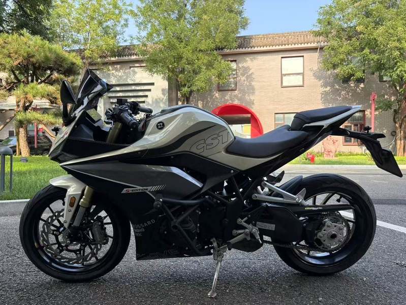 二手凯越321RR