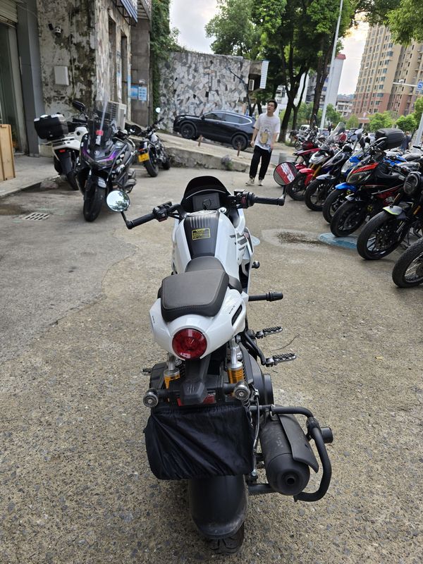 二手QJMOTOR小飞侠