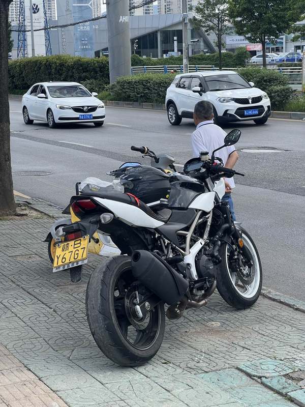 二手铃木SV650