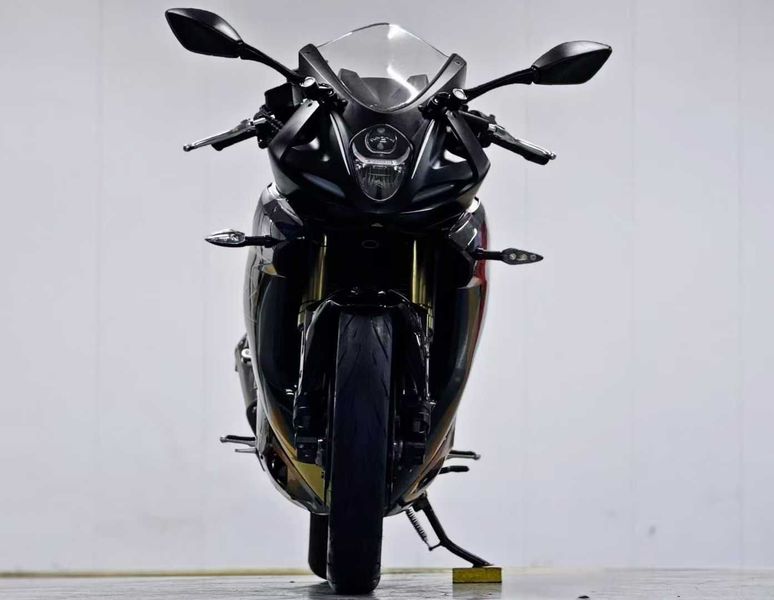 二手贝纳利龙卷风 Tornado 302R