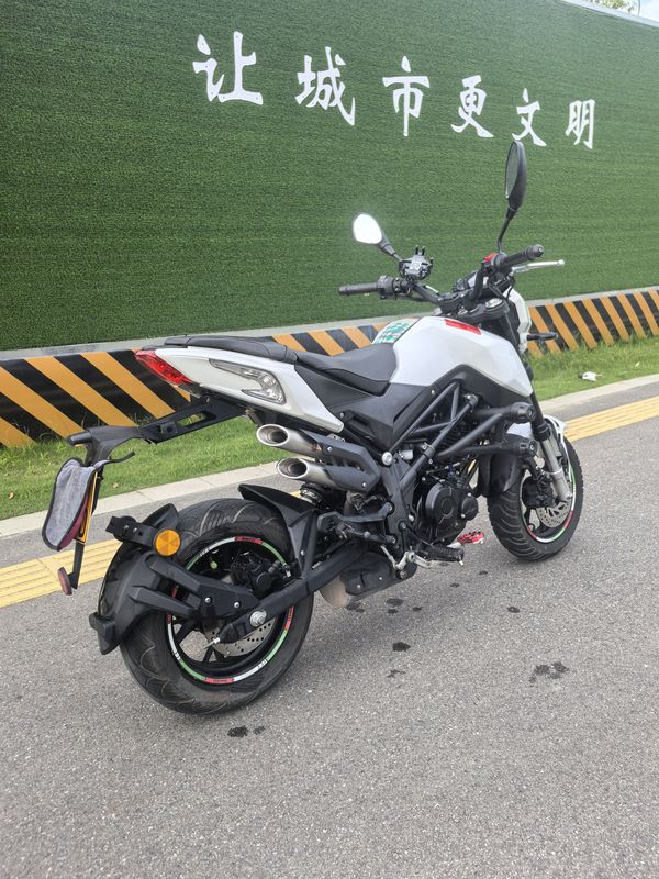 二手贝纳利小暴龙TNT125
