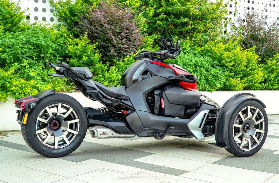 二手庞巴迪Spyder F3 