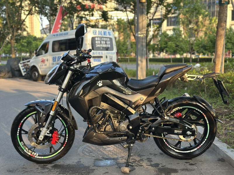 二手贝纳利小迅龙 BN150S