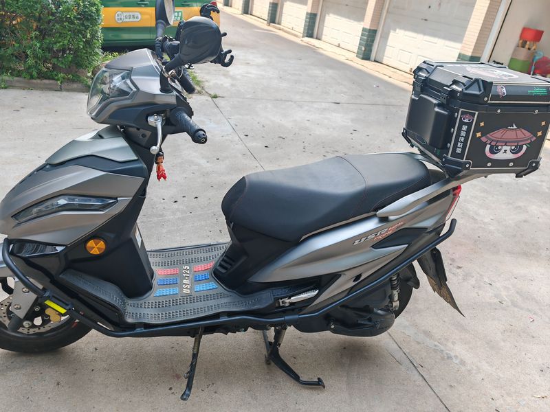 二手豪爵USR125 