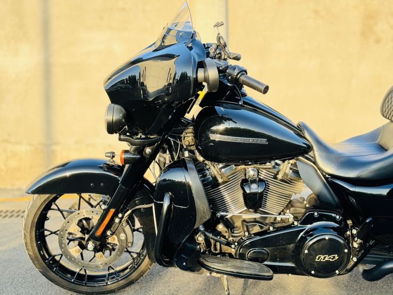 二手哈雷戴维森大道滑翔 Street Glide