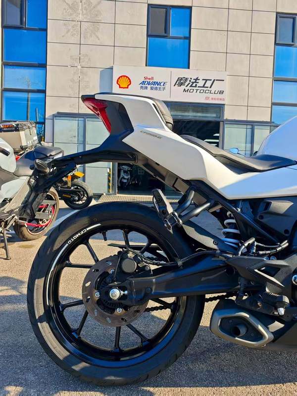 二手春风250SR