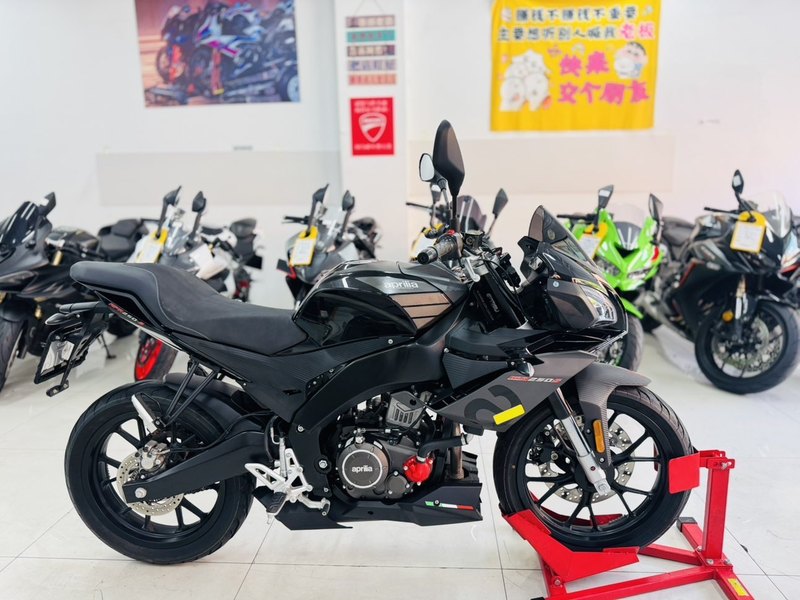 二手宗申阿普利亚GPR250S