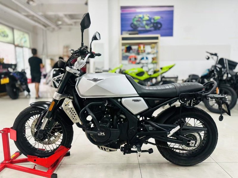 二手高金GK500
