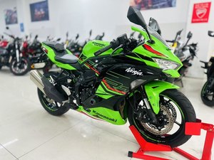 二手川崎ZX-4R