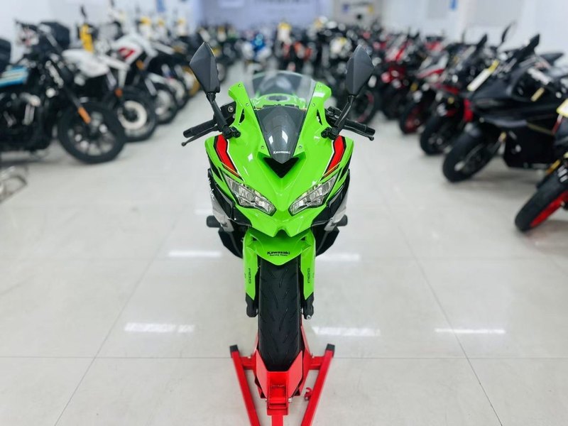 二手川崎ZX-4R