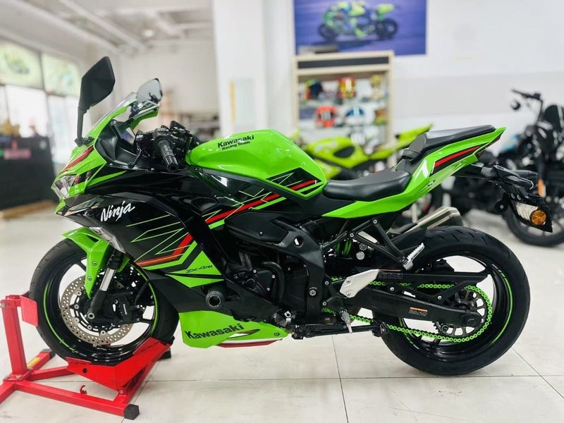 二手川崎ZX-4R