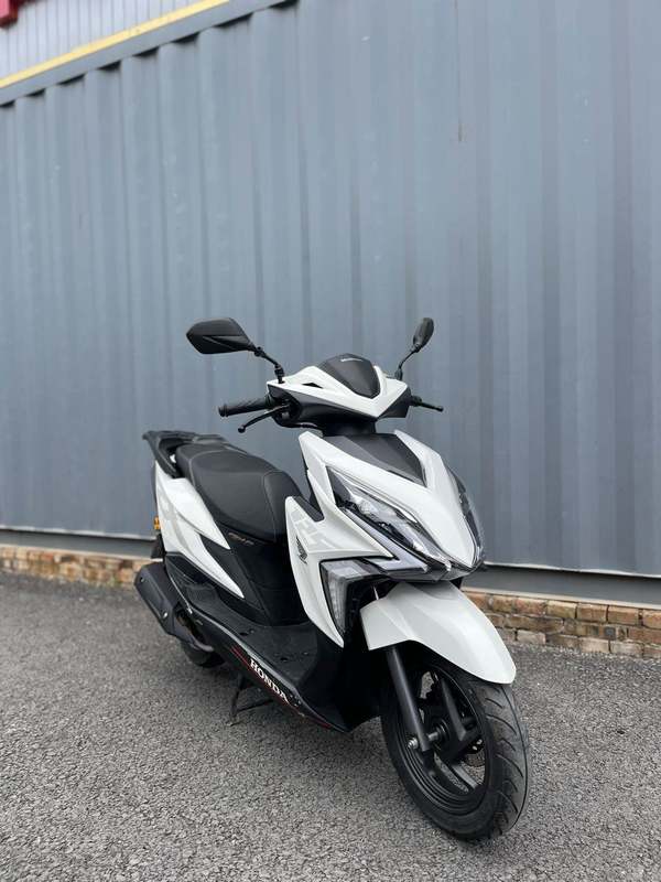 二手新大洲本田裂行 RX125Fi
