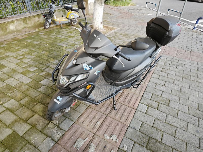 二手济南铃木优驿 UE125T