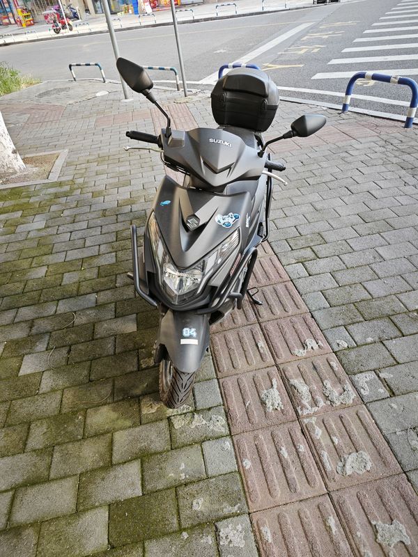 二手济南铃木优驿 UE125T