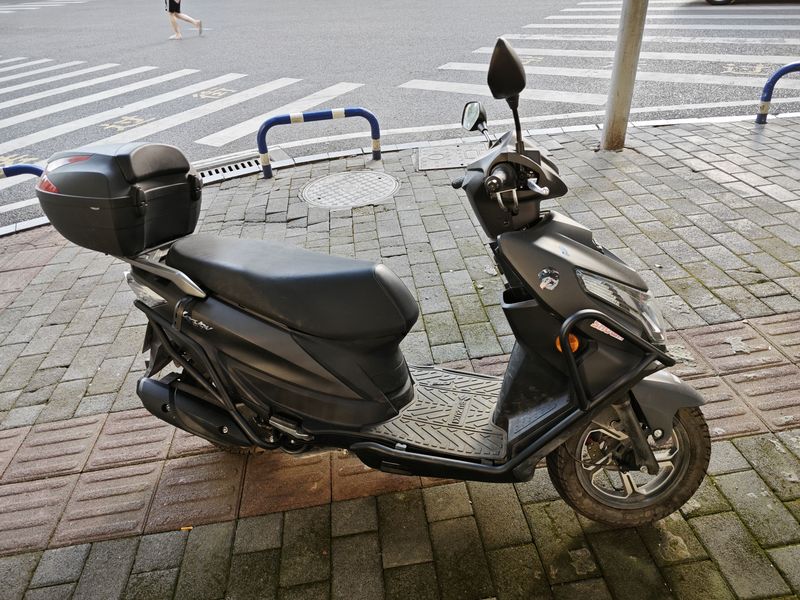 二手济南铃木优驿 UE125T