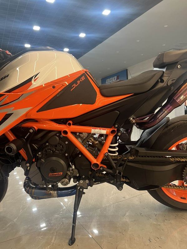 二手KTMR2R1290 Super Duke
