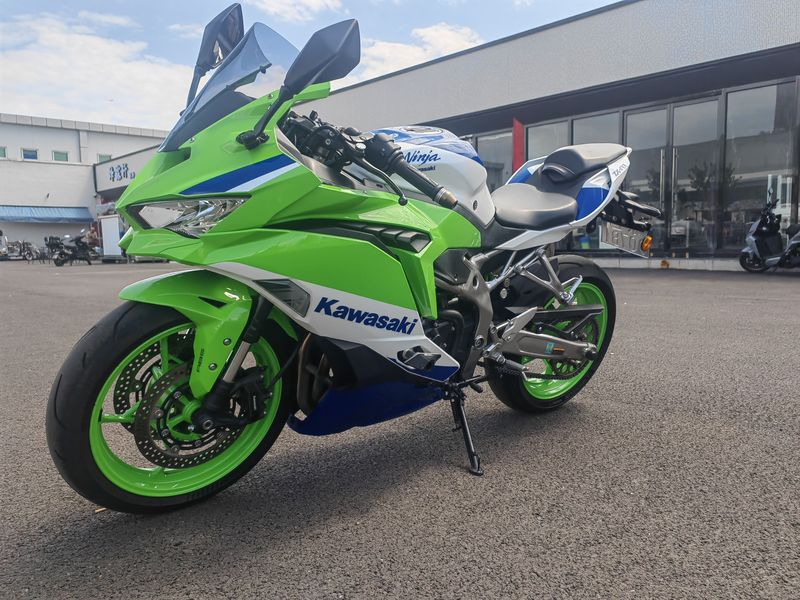 二手川崎ZX-4R