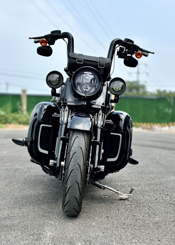 二手哈雷戴维森路王定制版 Road King Special