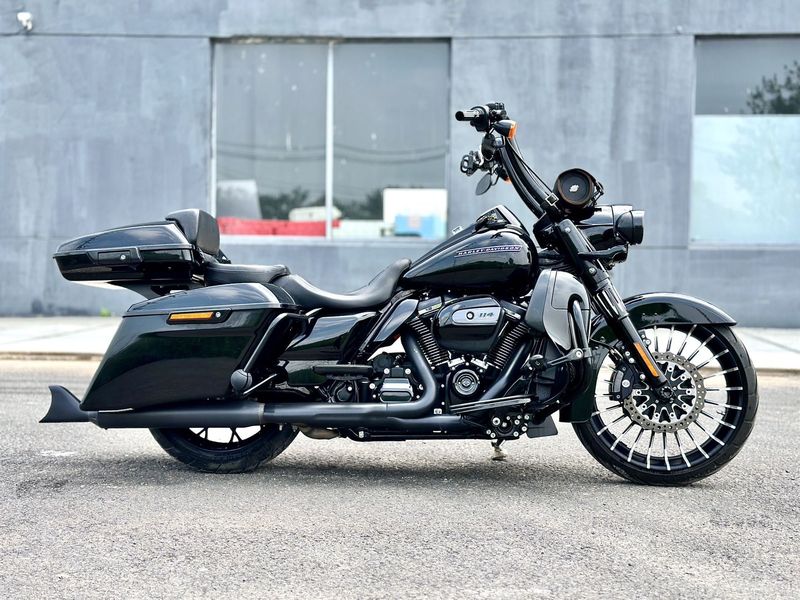 二手哈雷戴维森路王定制版 Road King Special