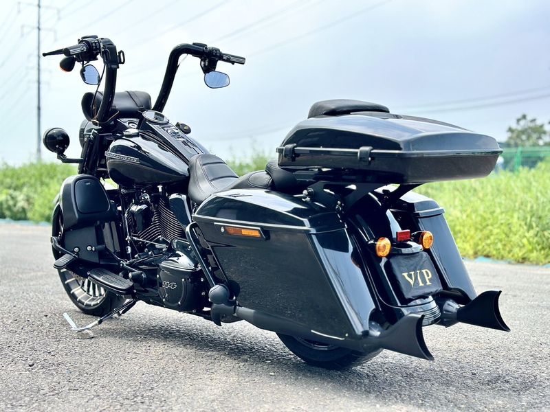 二手哈雷戴维森路王定制版 Road King Special